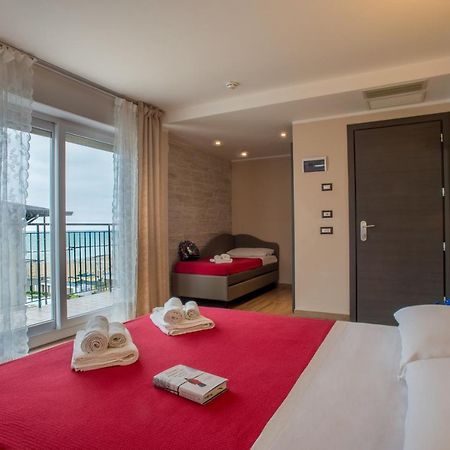 Hotel London Cattolica Exteriér fotografie