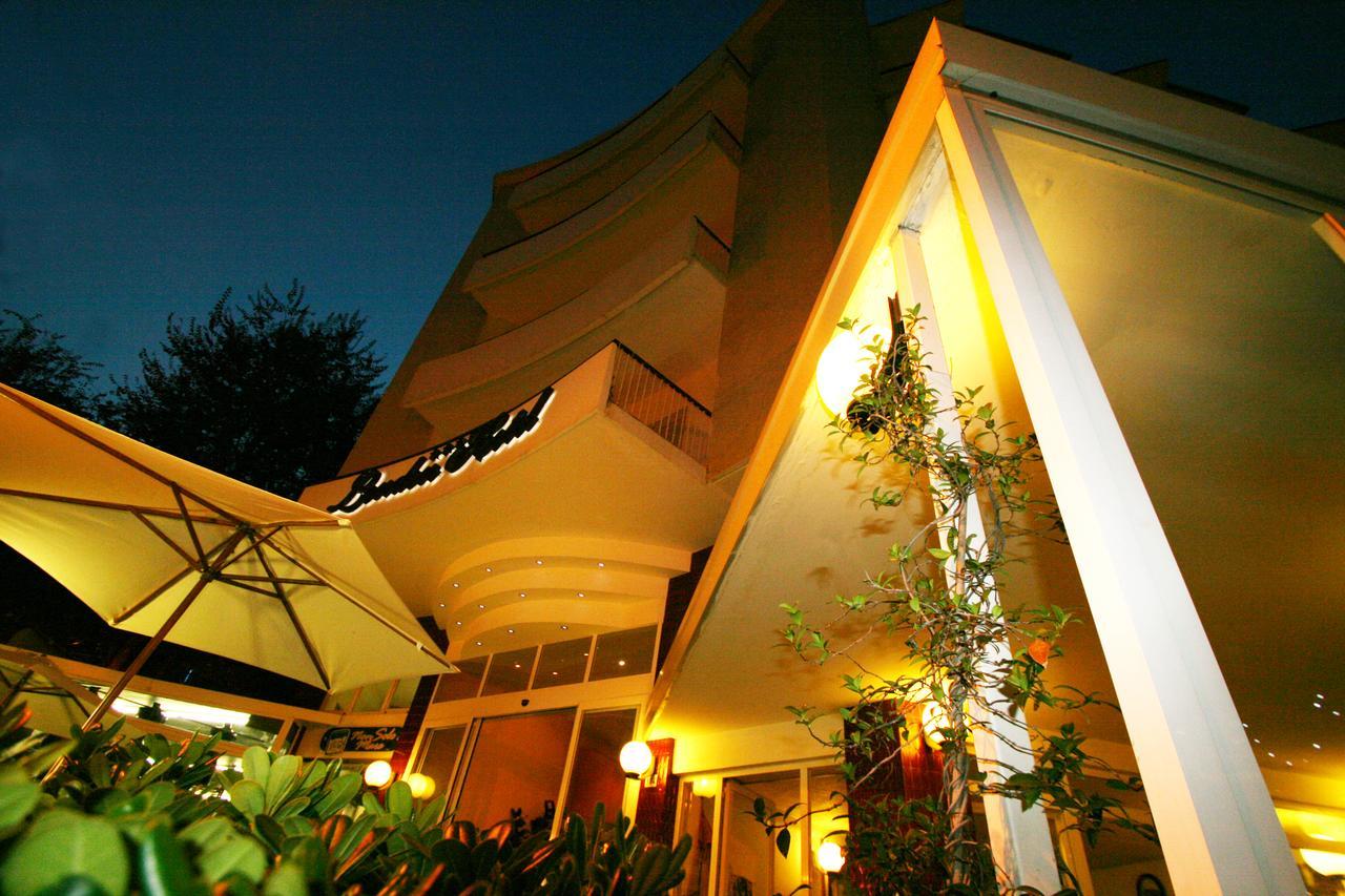 Hotel London Cattolica Exteriér fotografie